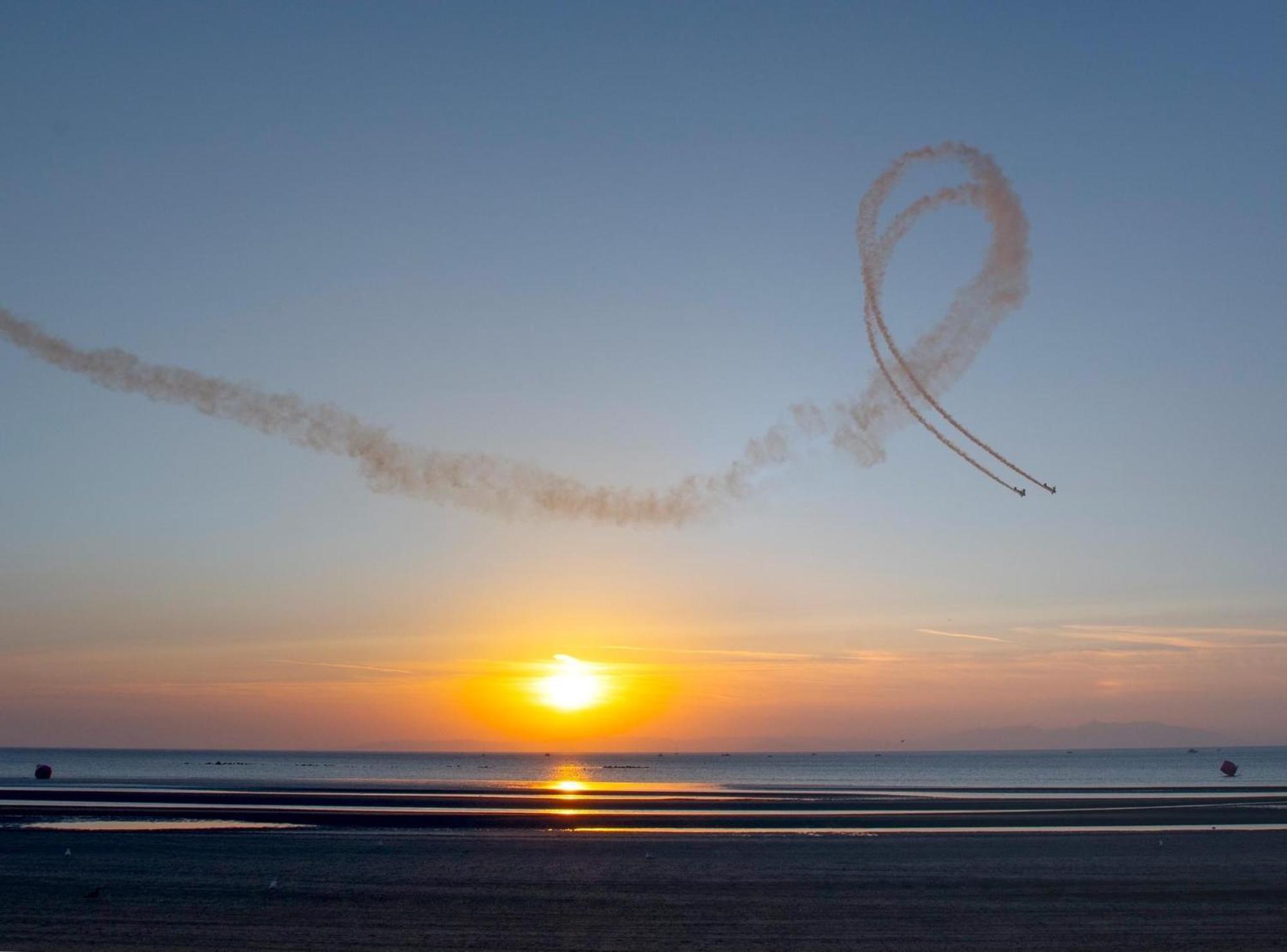 No27 Ayr Beach - Coorie Doon Stays Bagian luar foto